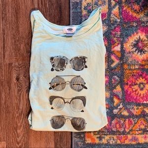 🌟 3/$12 Old Navy M cute summer graphic T 🌞🌞🌞